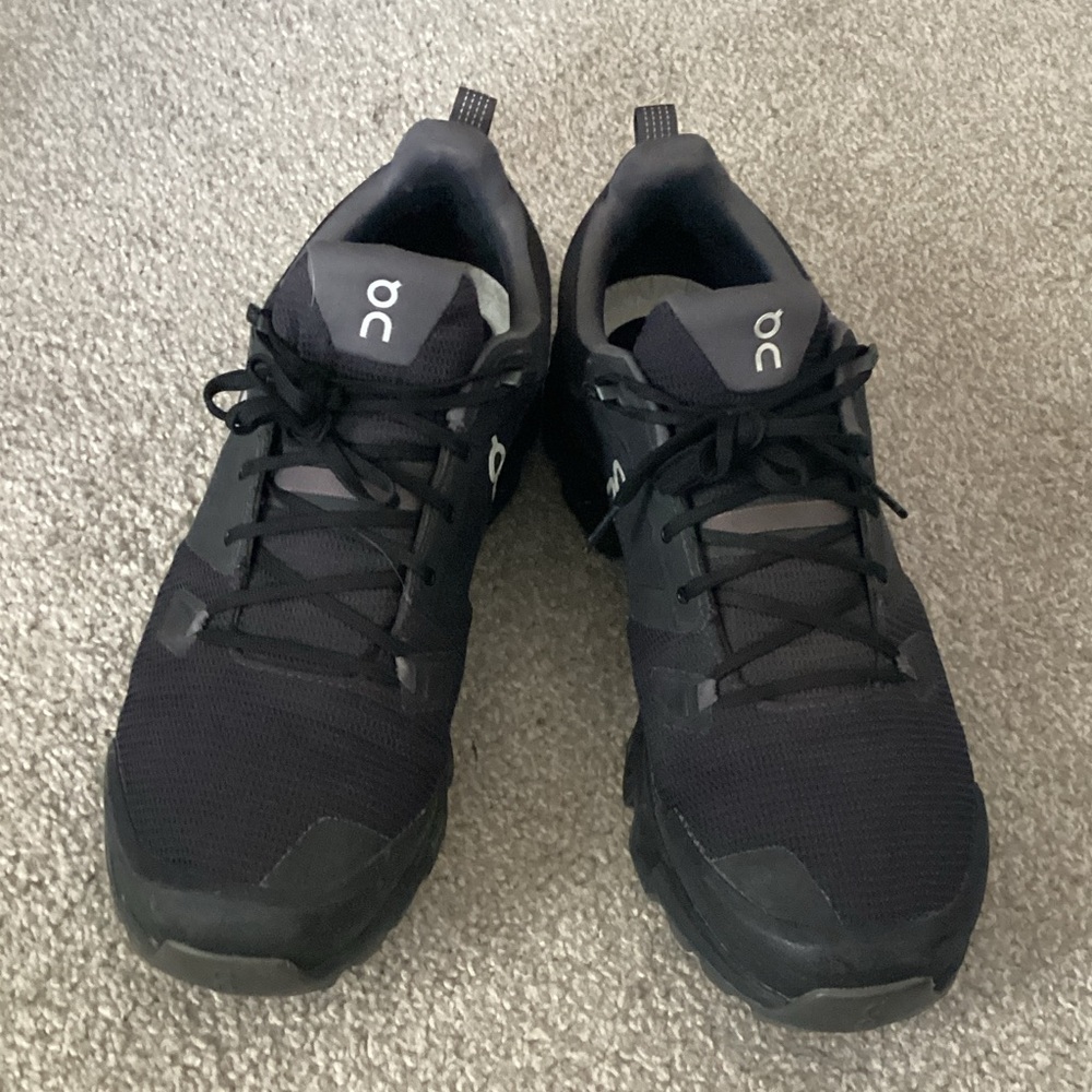 On Cloud Running Cloudwander Hiking Shoe in black sz 13